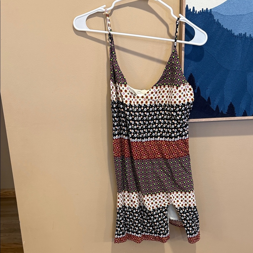 NWT. Size small Patterned dress